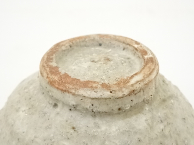 茶道具　灰色釉　草文　呉須瀬戸茶碗　仕覆・時代箱付　C　R4223 茶道具 灰色釉 草文 呉須瀬戸茶碗 仕覆・時代箱付 C R4223